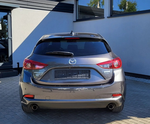 Mazda 3 cena 29900 przebieg: 125420, rok produkcji 2017 z Września małe 67